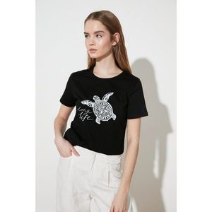 Trendyol Black Printed Basic Knitted T-Shirt vyobraziť