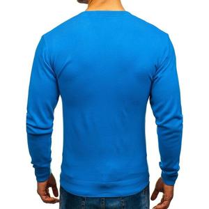 Men's sweater with a V-neck - light blue vyobraziť