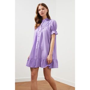 Trendyol Lilac ButtonEd Lace Detail Dress vyobraziť