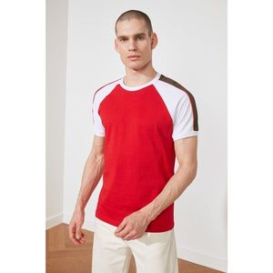 Trendyol Short Sleeve T-Shirt with Red Male Slim Fit Contrast Panel vyobraziť