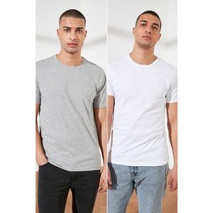 Trendyol MulticolorEd Men's 2-Piece Basic Package- Slim Fit Bike Collar Short Sleeve T-Shirt vyobraziť