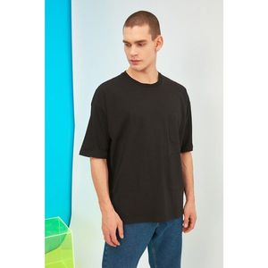 Trendyol Black Male Oversize Short Sleeve Applique Detail T-Shirt vyobraziť