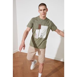 Trendyol Khaki Men's Regular Fit Short Sleeve Printed T-Shirt vyobraziť