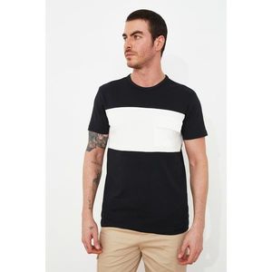 Trendyol Black Male Regular Fit T-Shirt vyobraziť