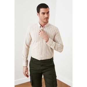 Trendyol Beige Male Slim Fit Long Sleeve Epaulette ButtonEd Collar Shirt vyobraziť