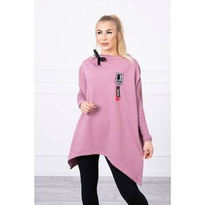 Oversize sweatshirt with asymmetrical sides dark pink vyobraziť