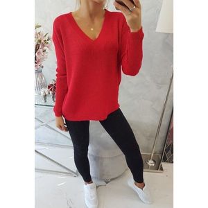 Sweater with V neckline red vyobraziť
