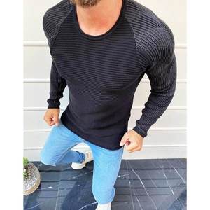 Black men's pullover sweater WX1643 vyobraziť