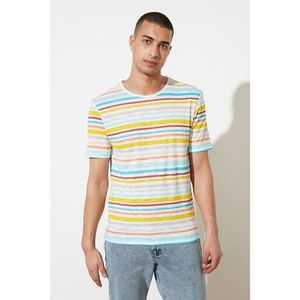 Trendyol Multicolored Men's Slim Fit Bike Collar Printed Short Sleeve T-Shirt vyobraziť