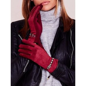 Soft, insulated gloves with burgundy studs vyobraziť