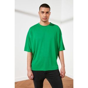 Trendyol Green Basic Men Oversize Bike Collar Short Sleeve T-Shirt vyobraziť