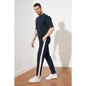 Trendyol Navy Blue Men's Textured Trousers vyobraziť