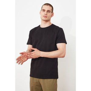 Trendyol Black Men's Regular Fit Short Sleeve Printed T-Shirt vyobraziť