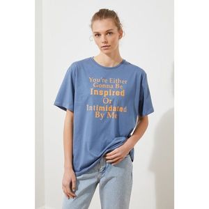 Trendyol Indigo Front and Back Printed Boyfriend Knitted T-Shirt vyobraziť
