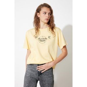 Trendyol Yellow Boyfriend Knitted T-Shirt vyobraziť