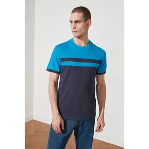 Trendyol Navy Blue Men Slim Fit Short Sleeve Panel T-Shirt vyobraziť