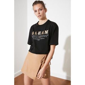 Trendyol Loose Knitted T-Shirt WITH Black Leaf Print vyobraziť
