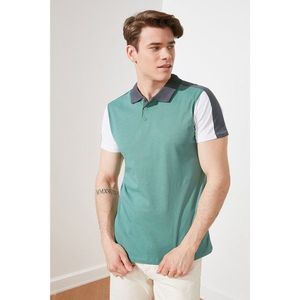 Trendyol Green Male Slim Fit Color Block Polo Neck T-shirt vyobraziť