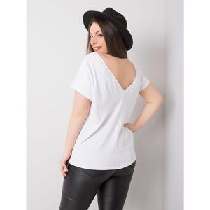 White plus size cotton t-shirt vyobraziť