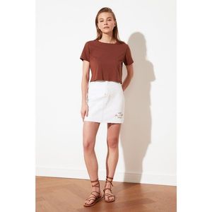 Trendyol Mini Denim Skirt WITH White Embroidery DetailING vyobraziť