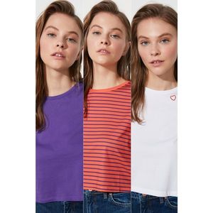 Trendyol MulticolorEd Striped White Embroidery and Purple 3 Pack Bike Collar Crop Knitted T-Shirt vyobraziť