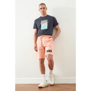 Trendyol Salmon Men's Regular Fit Printed Shorts & Bermuda vyobraziť