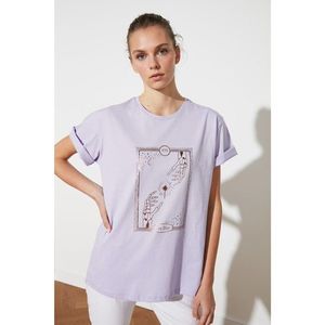 Trendyol Lilac Printed Boyfriend Knitted T-Shirt vyobraziť