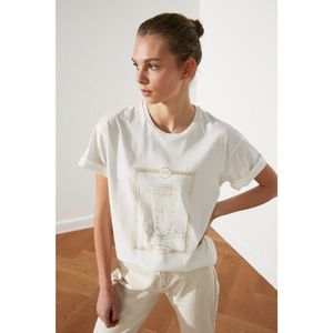 Trendyol Excru Printed Boyfriend Knitted T-Shirt vyobraziť