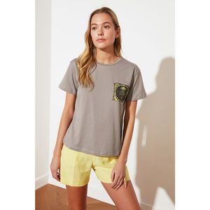 Trendyol Gray Semi-Fitted Knitted T-Shirt vyobraziť