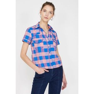 Koton Women's Blue Pocket Detailed Short Sleeve Button Detailed Classic Collar Shirt vyobraziť