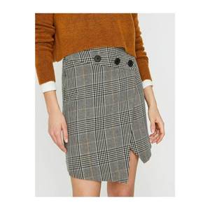 Koton Women Brown Button Detailed Skirt vyobraziť