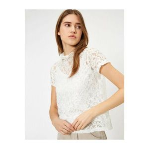 Koton Women's White Lace Detailed T-Shirt vyobraziť