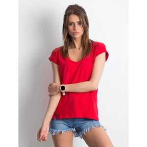 Red V-neck cotton t-shirt vyobraziť