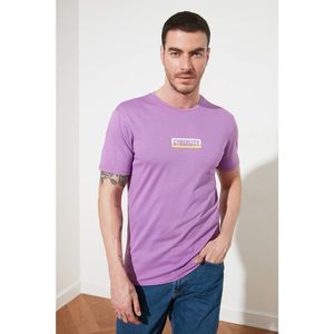 Trendyol Purple Men's Short Sleeves Regular Fit Printed T-Shirt vyobraziť