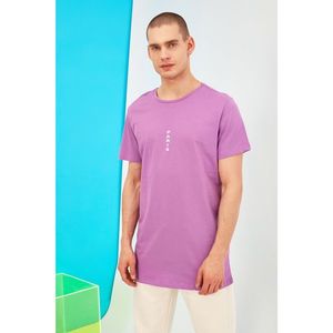 Trendyol Purple Male Long Fit Printed Bike Collar T-Shirt vyobraziť