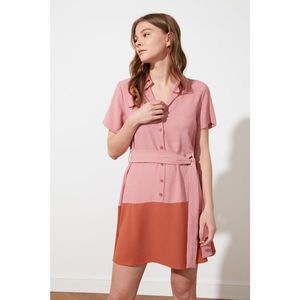 Trendyol Rose Dry Belt Dress vyobraziť