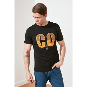 Trendyol Black Men's Regular Fit Printed Short Sleeve T-Shirt vyobraziť