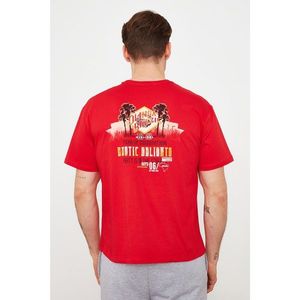 Trendyol Red Men Oversize Short Sleeve Printed T-Shirt vyobraziť