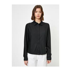 Koton Women Black Classic Collar Shirt vyobraziť