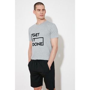 Trendyol Gray Men's Slim Fit Printed Short Sleeve T-Shirt vyobraziť