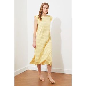 Trendyol Yellow Striped Padded Knitted Dress vyobraziť
