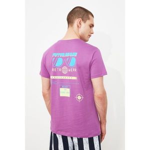 Trendyol Lila Men's Regular Fit Short Sleeve Printed T-Shirt vyobraziť
