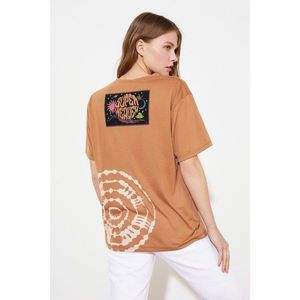 Trendyol Mink Printed Boyfriend Knitted T-Shirt vyobraziť