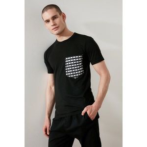 Trendyol Black Men's Slim Fit Crew Neck Short Sleeve Printed T-Shirt vyobraziť