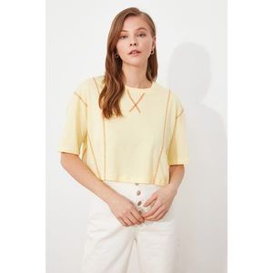 Trendyol Yellow Loose Crop Knitted T-Shirt vyobraziť