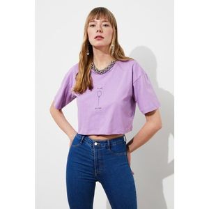 Trendyol Lilac Printed Crop Knitted T-Shirt vyobraziť