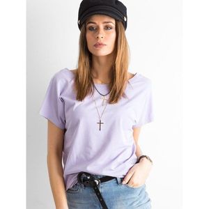 T-shirt with a neckline on the back, light purple vyobraziť