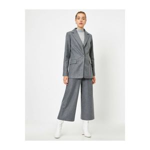 Koton Women's Gray Straight Wide Leg Crop Trousers vyobraziť