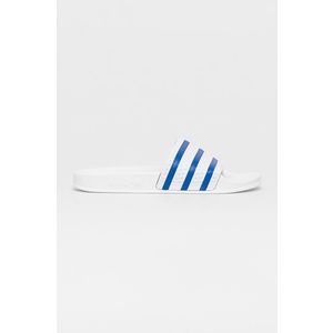 Šľapky adidas Originals pánske, biela farba vyobraziť