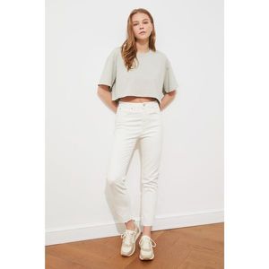 Trendyol High Waist Slim Fit Jeans With White Hem Cutout vyobraziť
